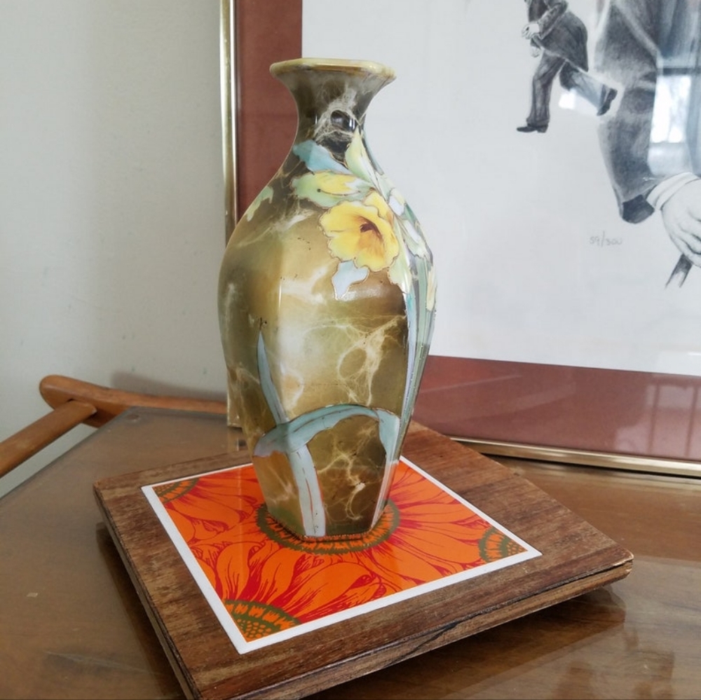 Orange Flower Ceramic and Wood Trivet - Picture 3 of 10